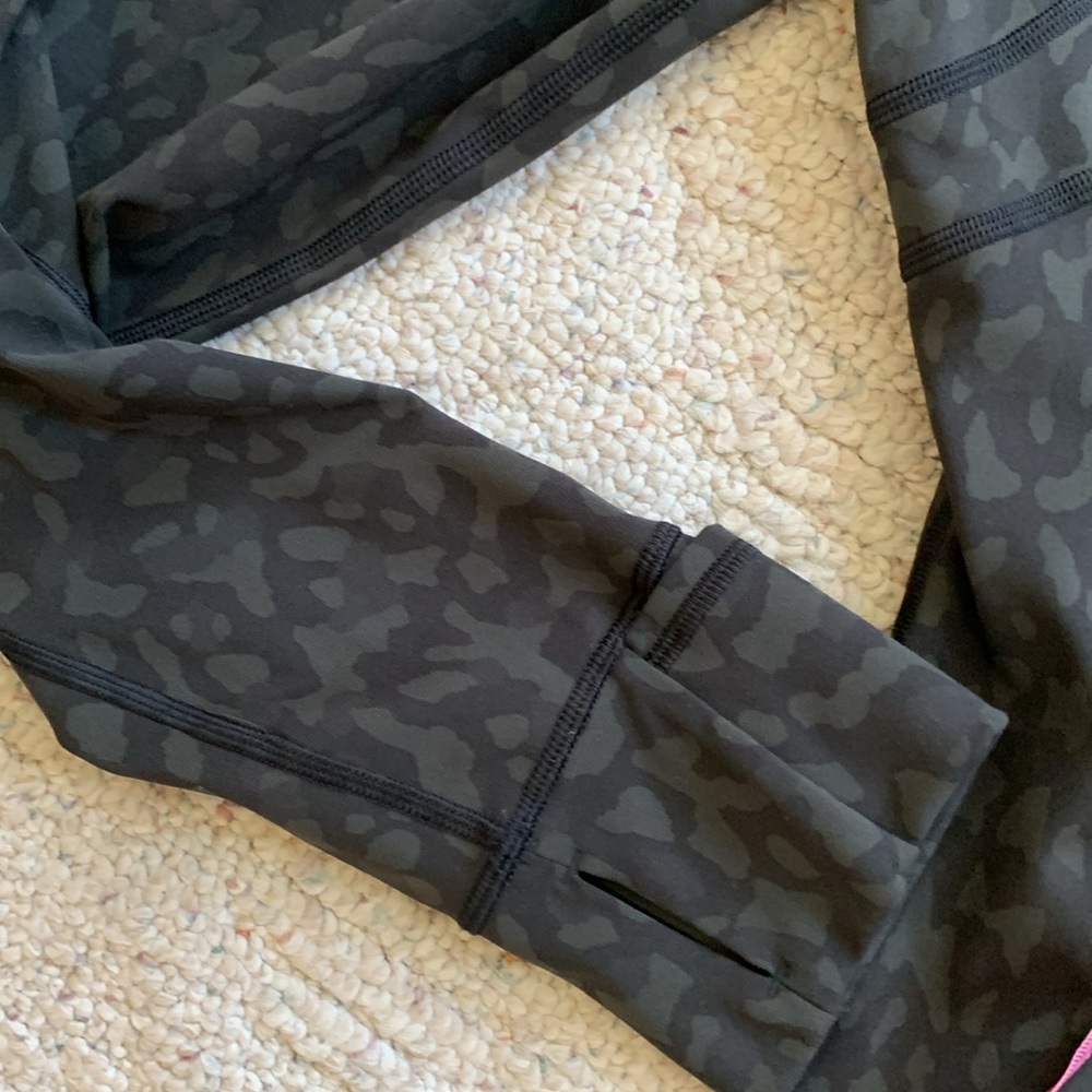 Lululemon Running Jacket - Picture 7 of 9